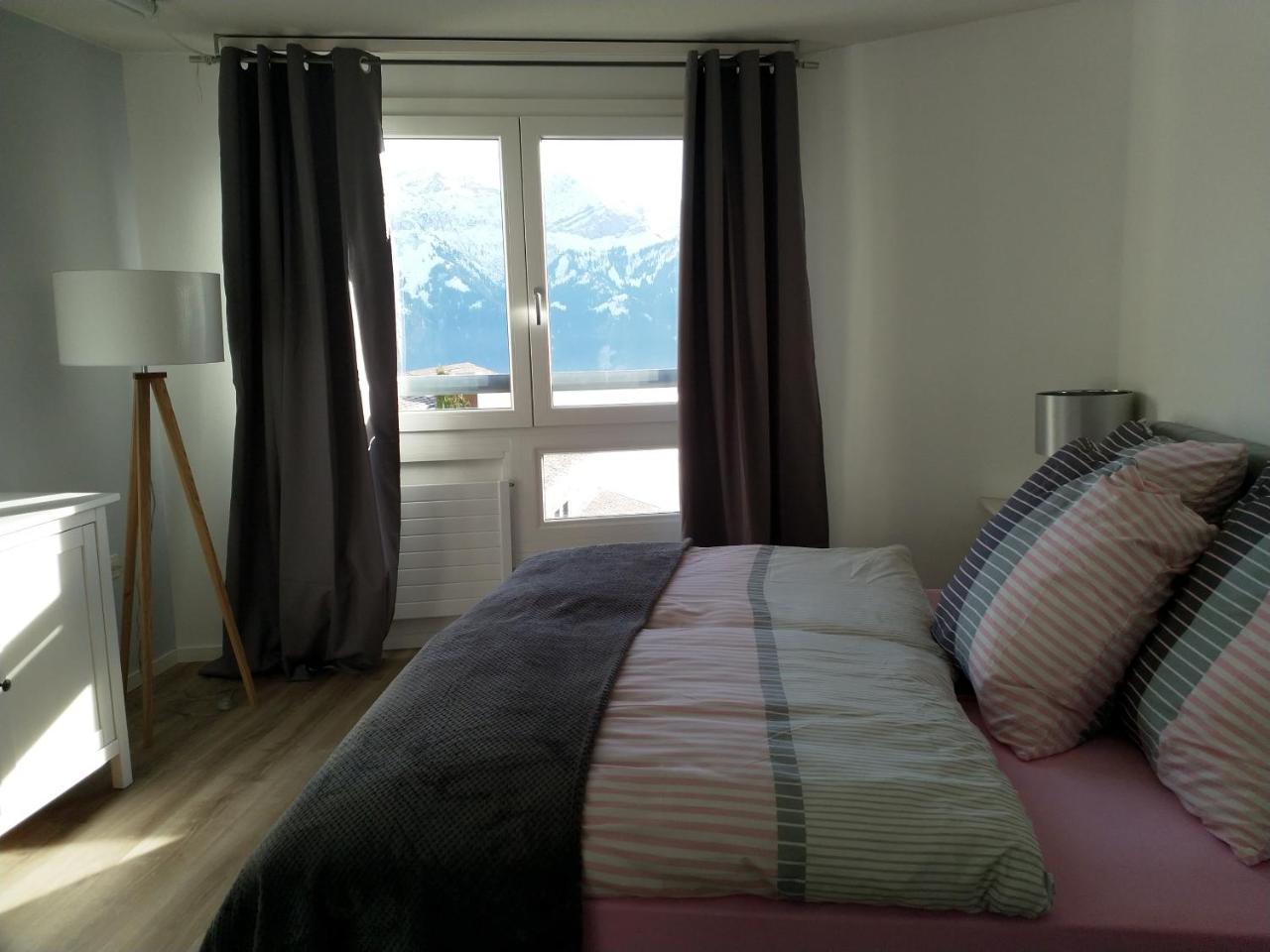 Swiss Seeblick Apartment Mit Hotelanbindung Beatenberg Esterno foto