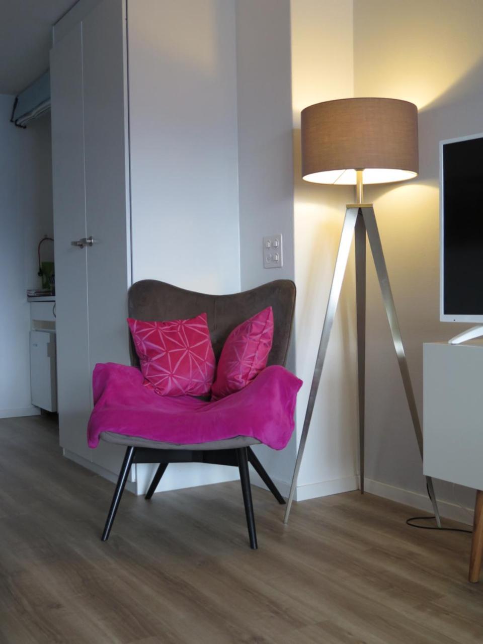 Swiss Seeblick Apartment Mit Hotelanbindung Beatenberg Esterno foto